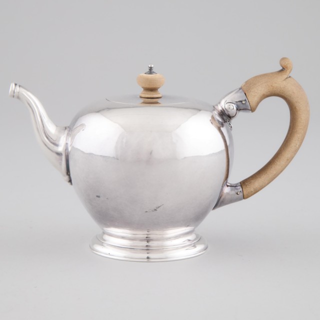 George II Silver Bullet Teapot, Richard Green, London, 1728